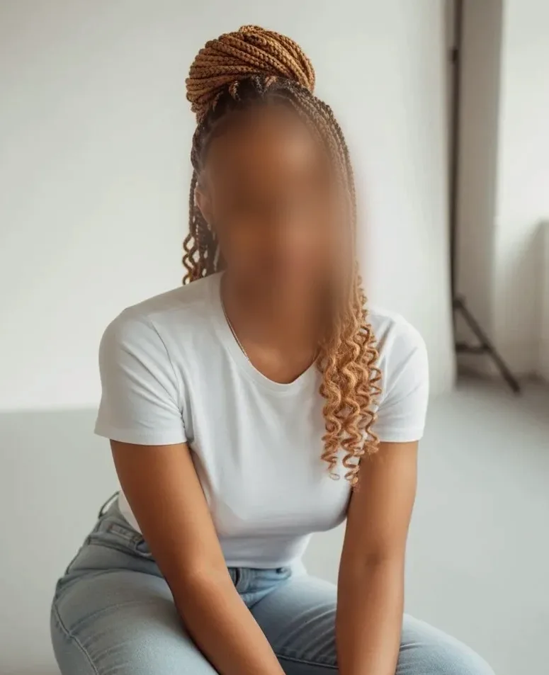 Britt, 28