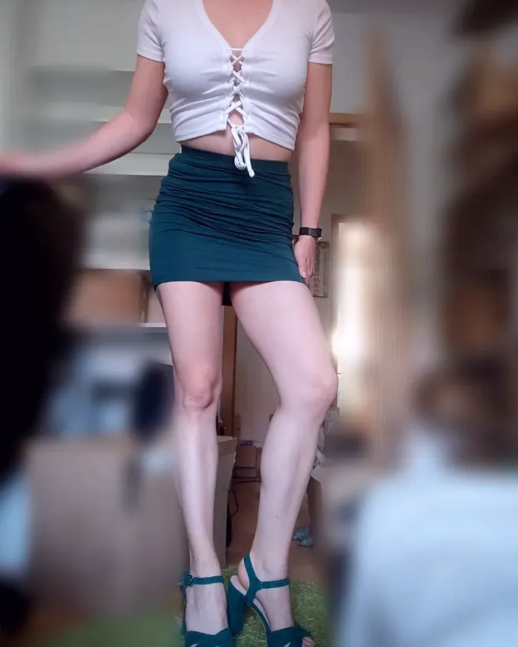 Carlijn, 28