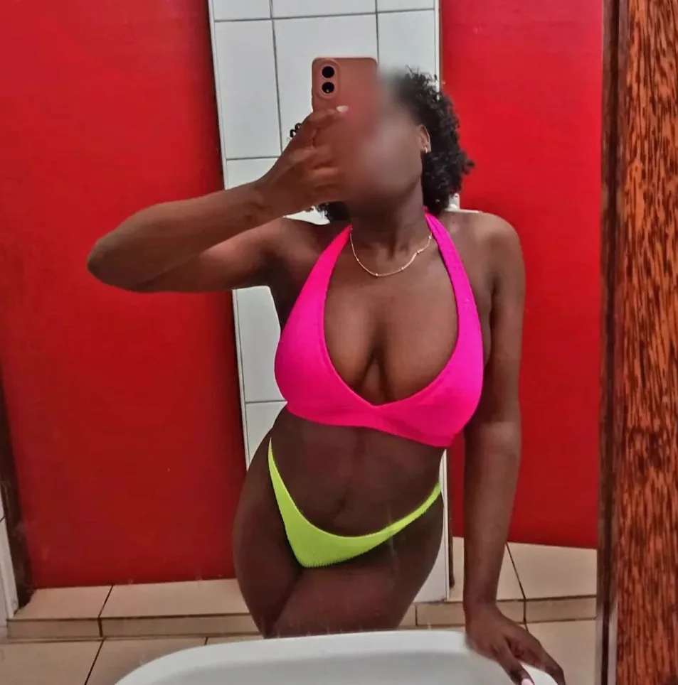 Rosanne, 30